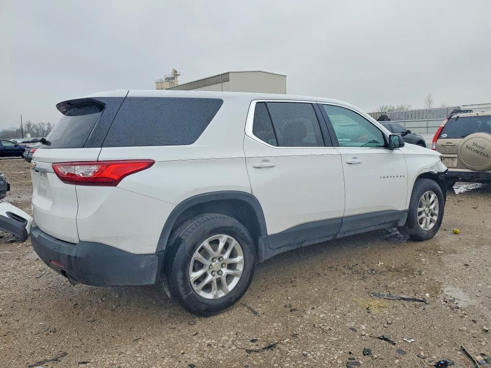 2021 CHEVROLET TRAVERSE LS 3