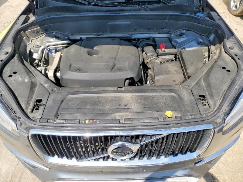 2017 VOLVO XC90 T6 12