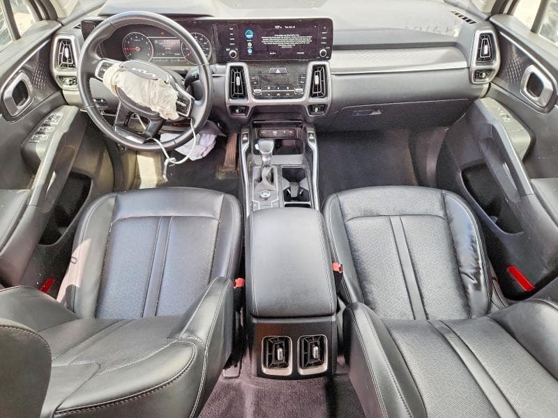 2023 KIA SORENTO S 8