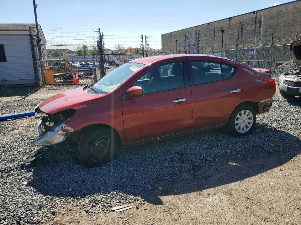 2019 NISSAN VERSA - 1