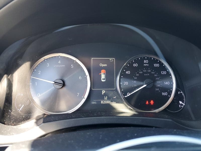 2017 LEXUS IS 300 BASE 9