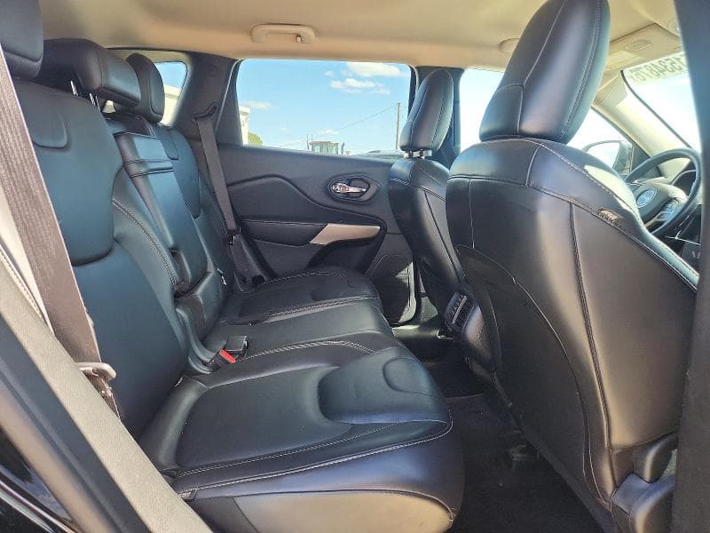 2018 JEEP CHEROKEE LIMITED 11