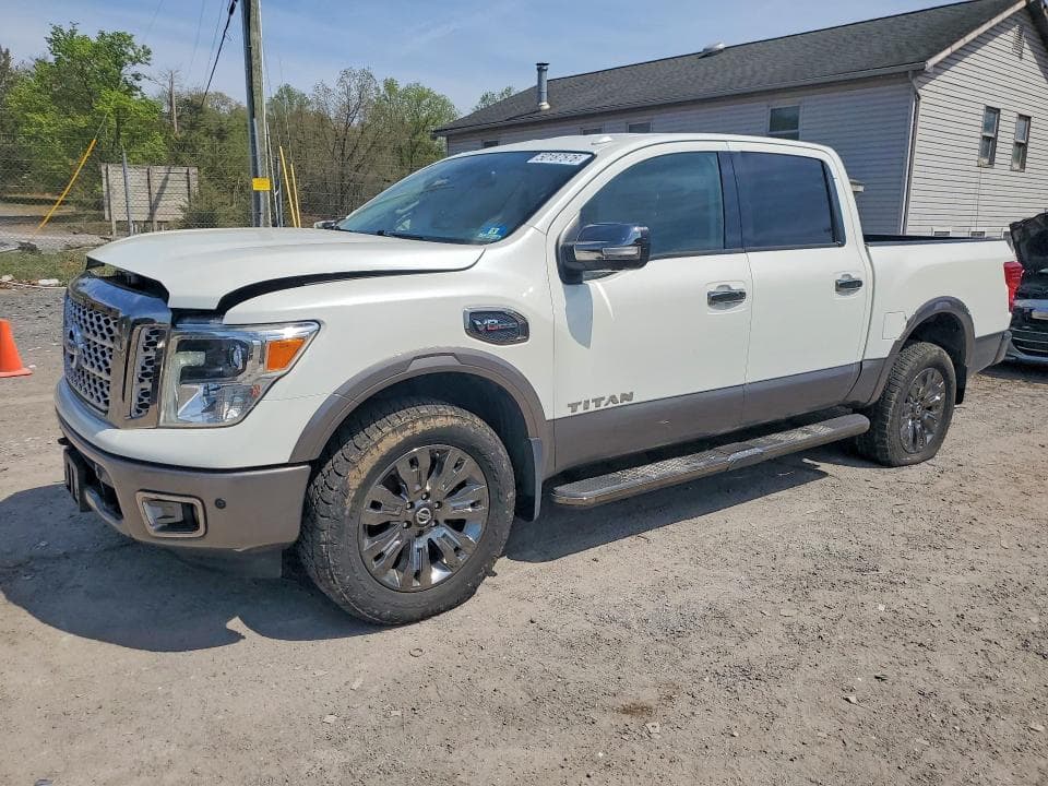 2017 NISSAN TITAN - 1