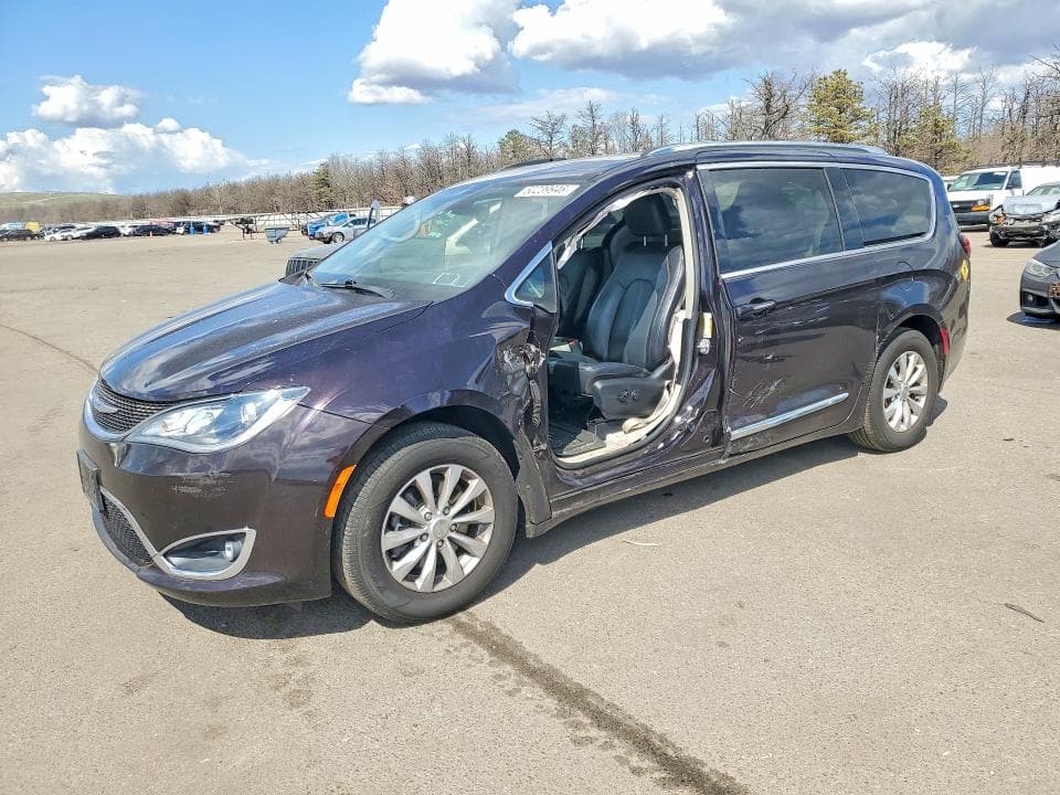 2019 CHRYSLER PACIFICA TOURING L - 1