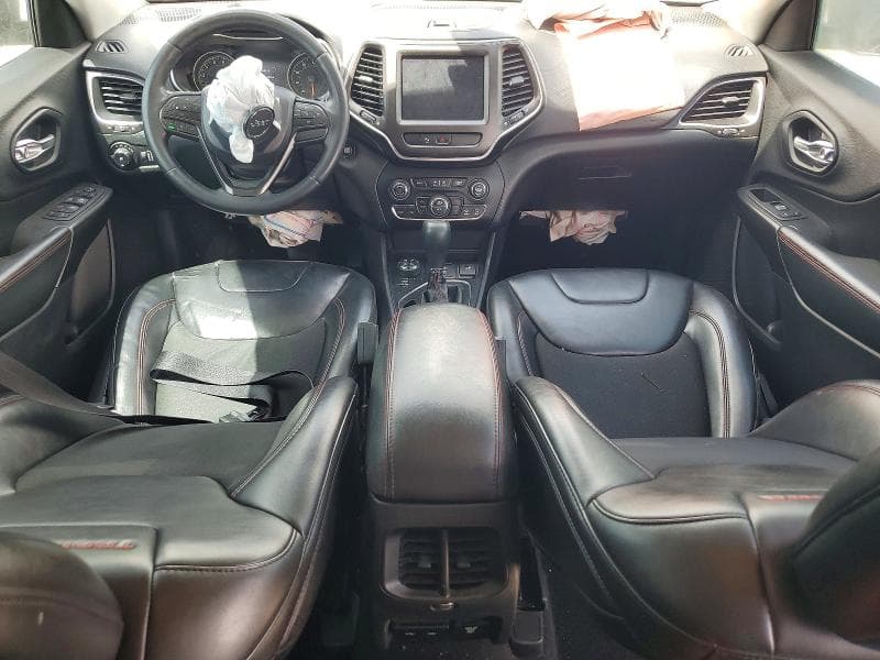 2019 JEEP CHEROKEE TRAILHAWK 8