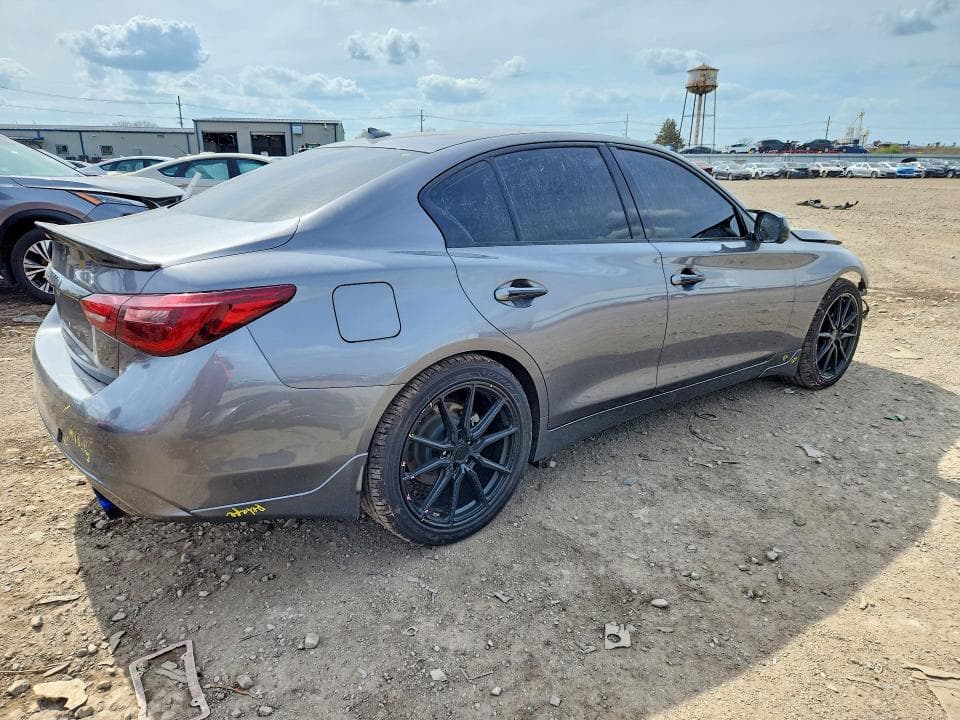 2021 INFINITI Q50 3