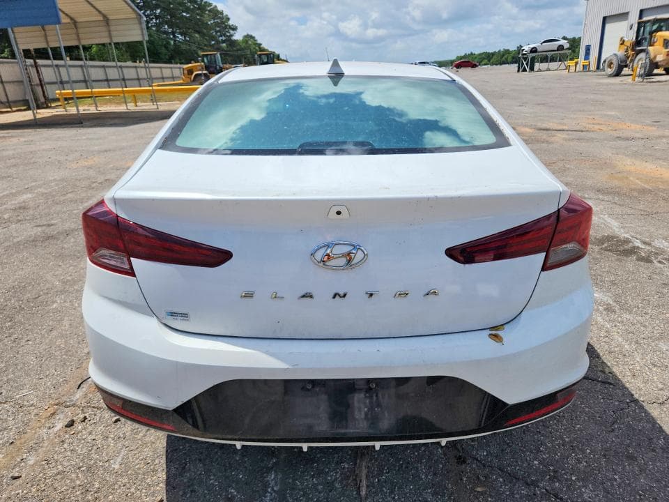 2020 HYUNDAI ELANTRA SEL 6
