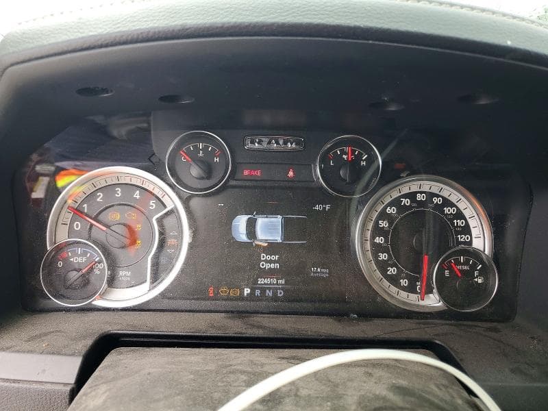 2018 RAM 2500 LARAMIE 9