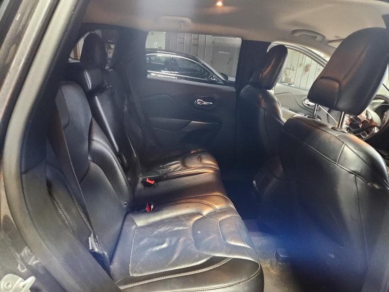 2019 JEEP CHEROKEE LIMITED 11