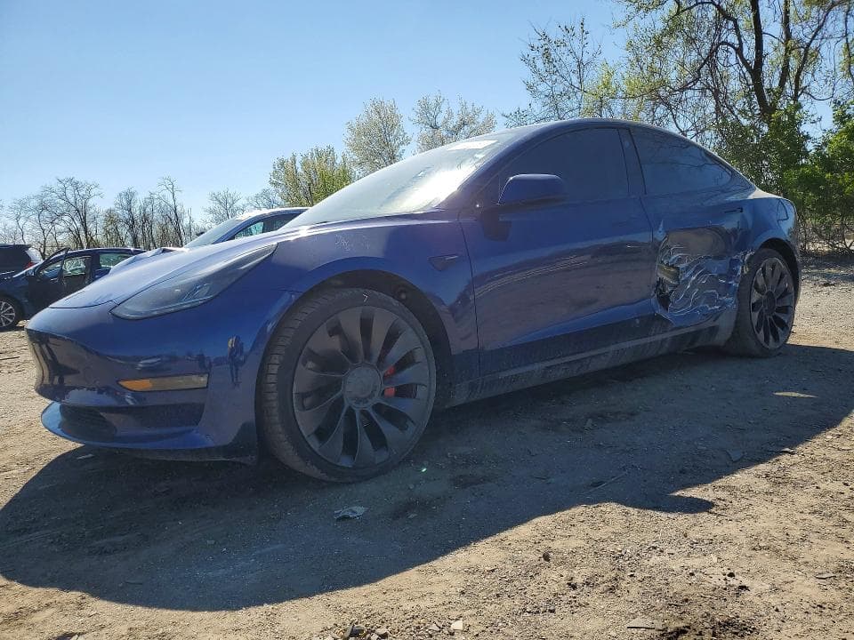 2022 TESLA MODEL 3