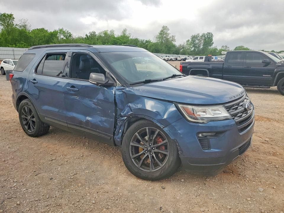 2019 FORD EXPLORER XLT 4