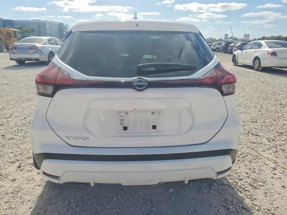 2024 NISSAN KICKS S 6