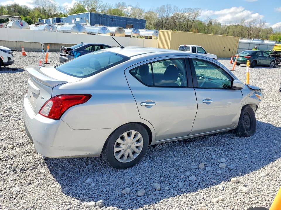 2019 NISSAN VERSA SV 3
