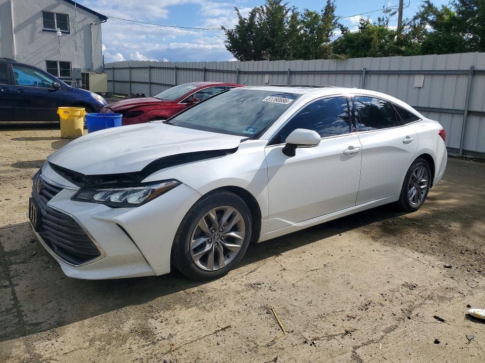 2020 TOYOTA AVALON XLE - 1