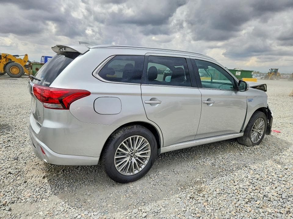 2022 MITSUBISHI OUTLANDER SEL 3