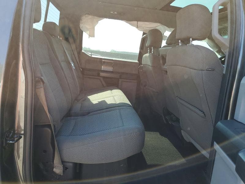2017 FORD F150 SUPERCREW 10