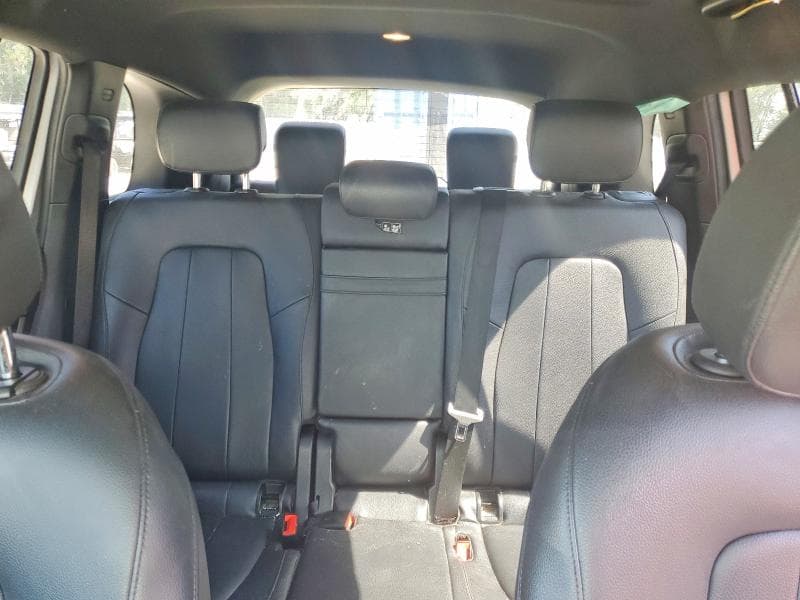 2020 MERCEDES-BENZ GLB 250 10