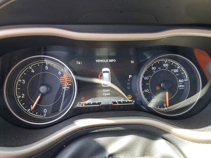2017 JEEP CHEROKEE LIMITED 9
