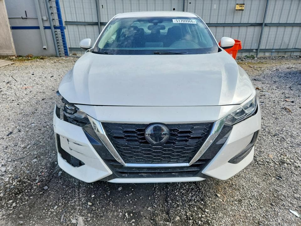 2022 NISSAN SENTRA SV 5