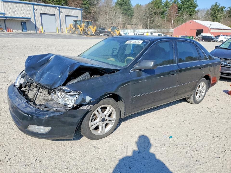 2000 TOYOTA AVALON - 1
