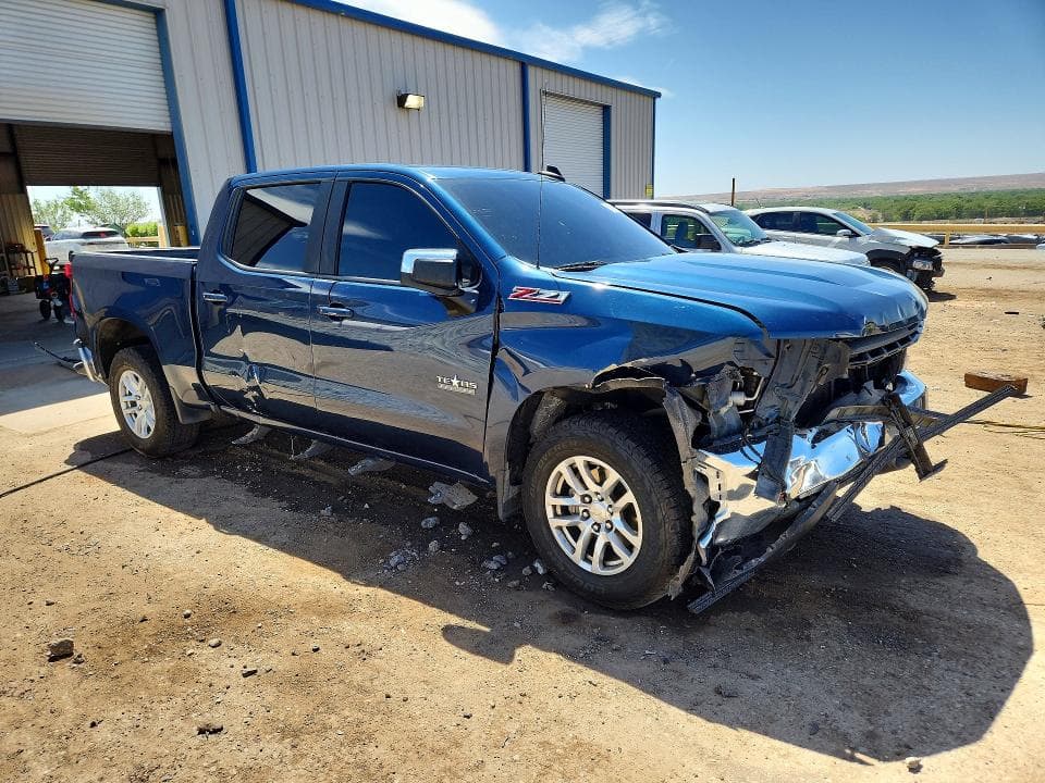 2019 CHEVROLET SILVERADO K1500 LT 4