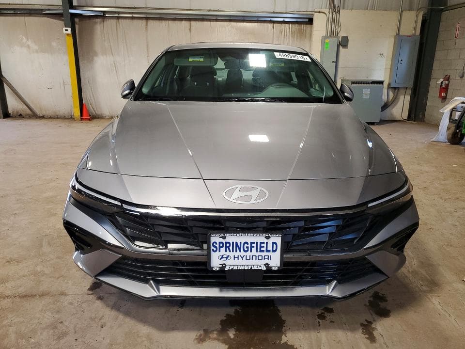 2025 HYUNDAI ELANTRA SEL 5