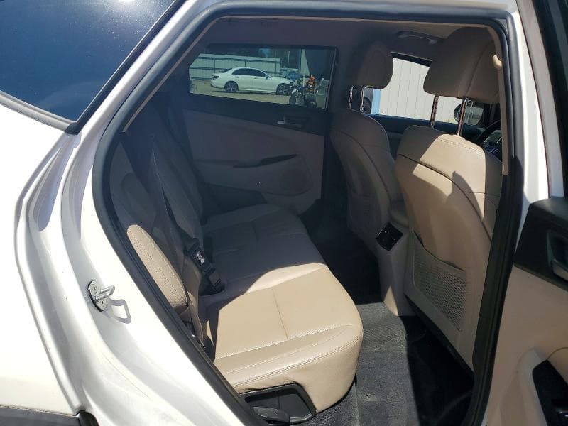 2017 HYUNDAI TUCSON LIMITED 11