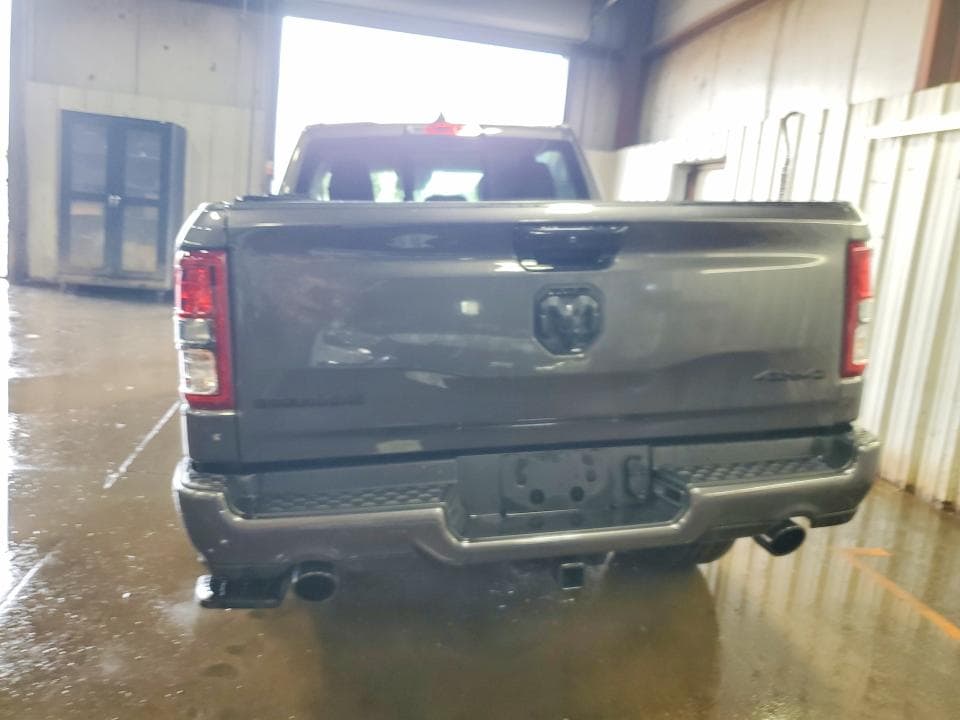 2023 RAM 1500 BIG HORN 6