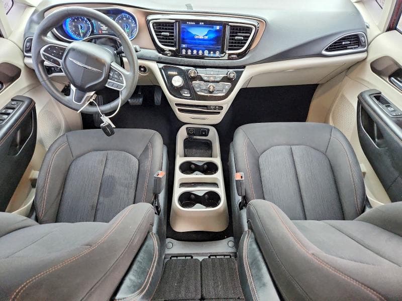 2017 CHRYSLER PACIFICA TOURING 16