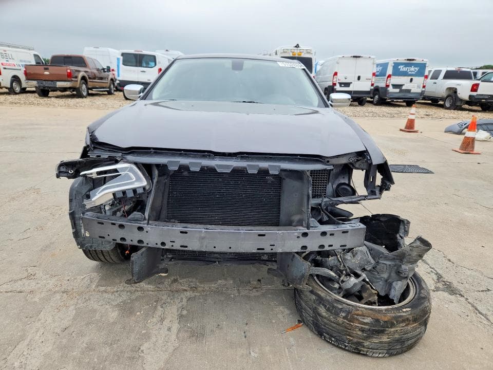 2019 CHRYSLER 300 TOURING 5
