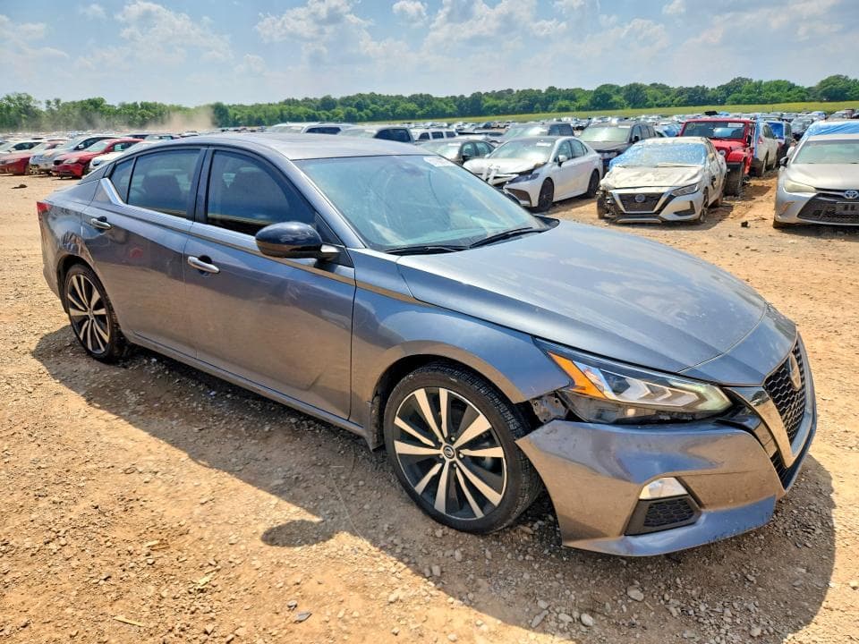 2020 NISSAN ALTIMA SR 4