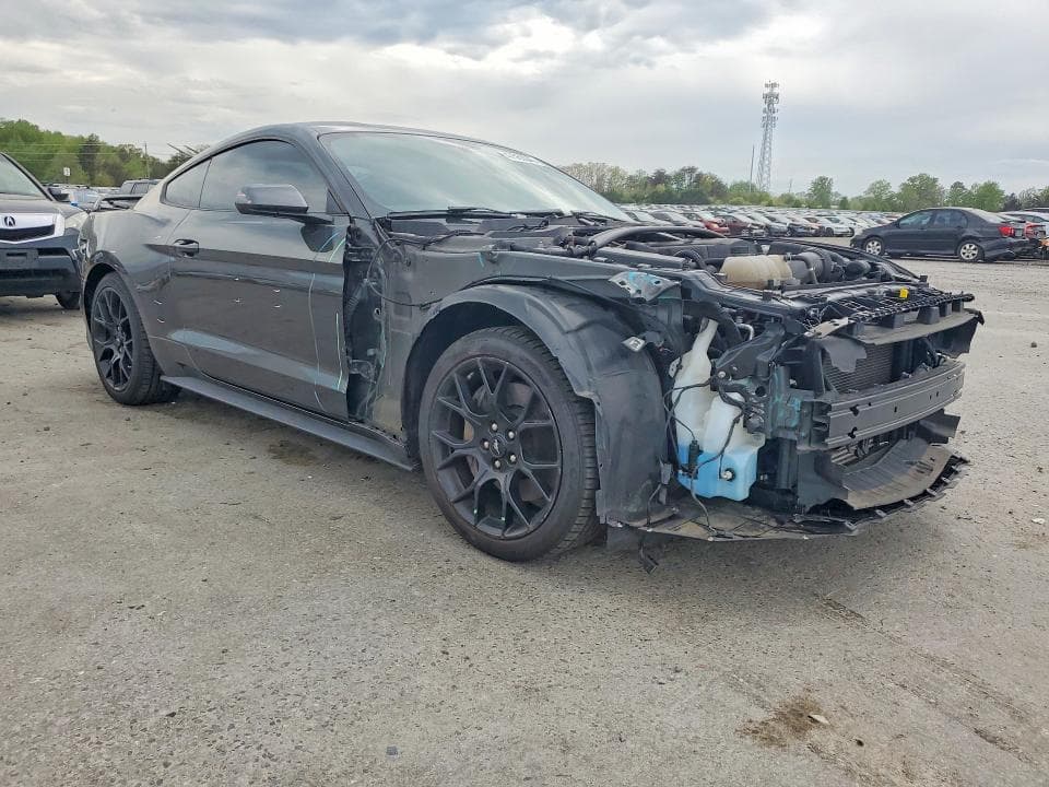 2019 FORD MUSTANG 4