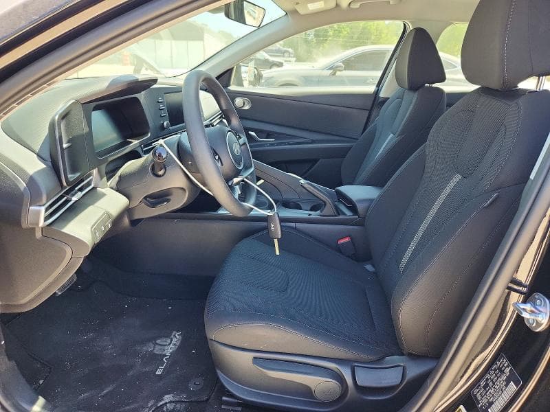 2026 HYUNDAI ELANTRA SE 7