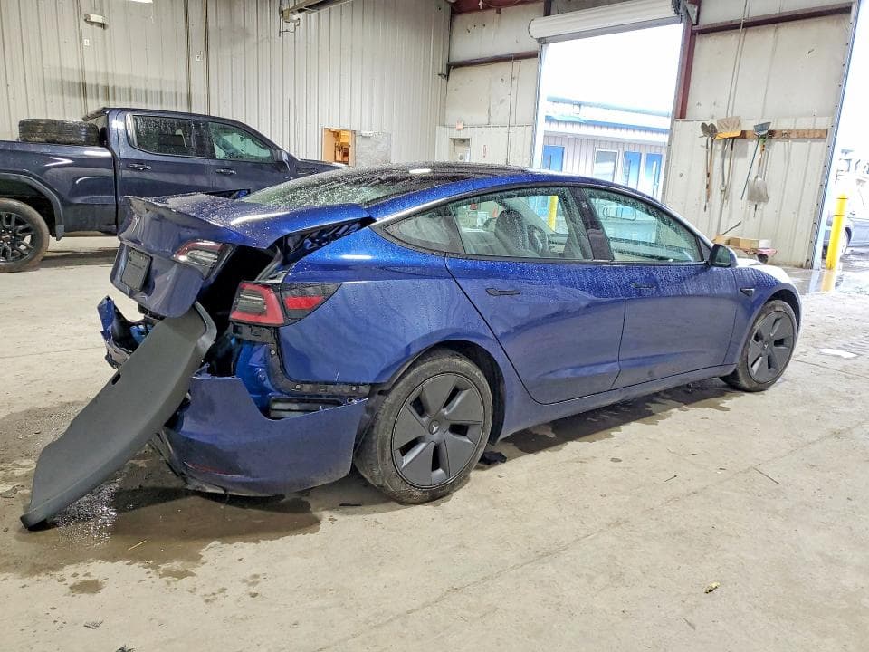 2023 TESLA MODEL 3 3