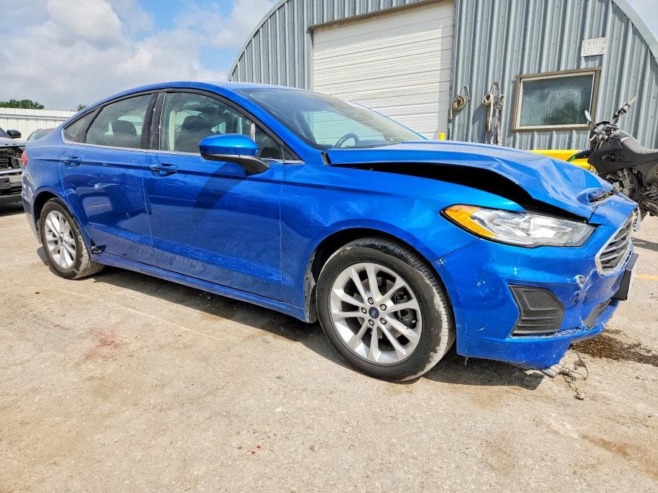 2020 FORD FUSION SE 4