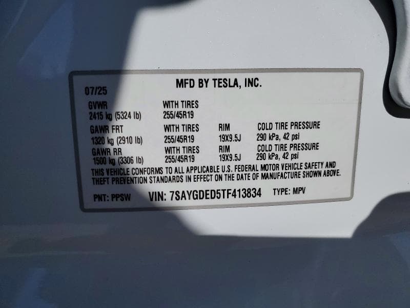 2026 TESLA MODEL Y 14