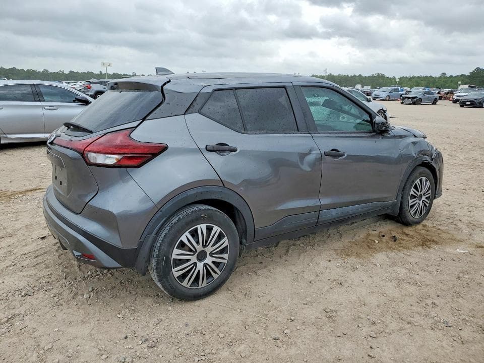 2021 NISSAN KICKS S 3