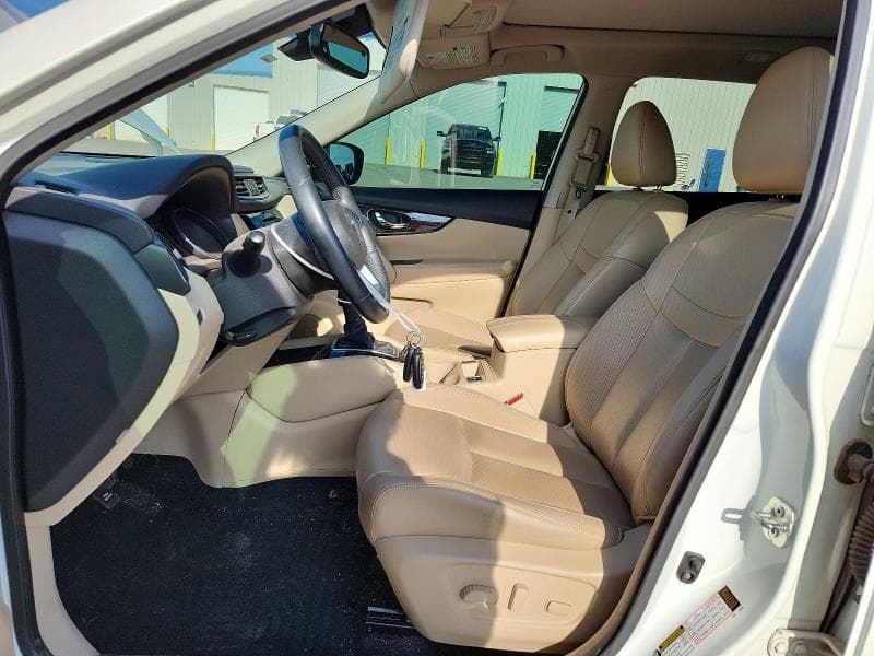 2017 NISSAN ROGUE 7