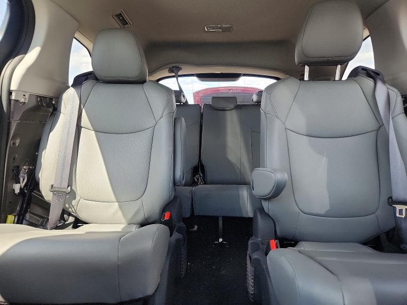 2024 TOYOTA SIENNA XLE 7-PASSENGER 10