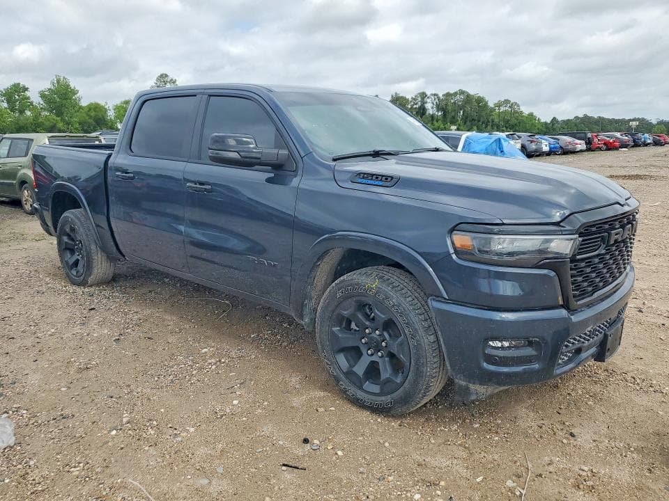 2025 RAM 1500 BIG HORN 4