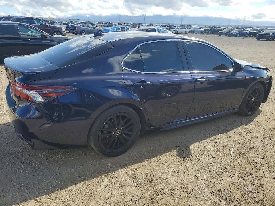 2021 TOYOTA CAMRY XSE 3
