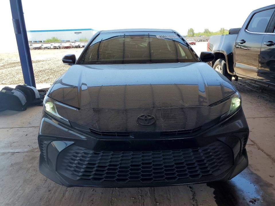2025 TOYOTA CAMRY SE 5
