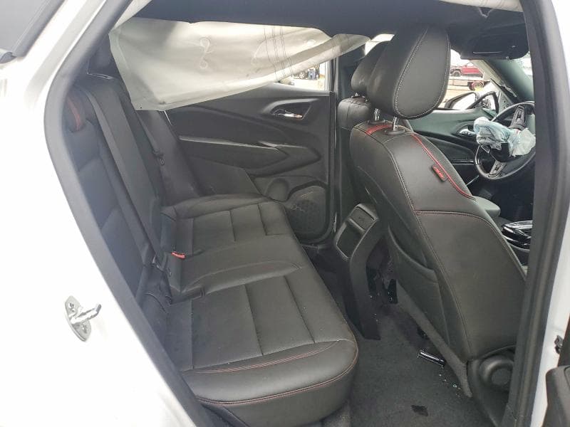 2025 CHEVROLET TRAX 2RS 10