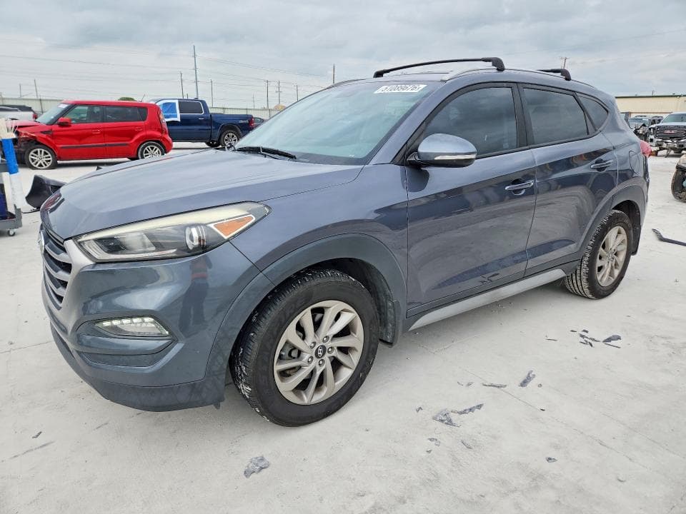 2017 HYUNDAI TUCSON SE PLUS