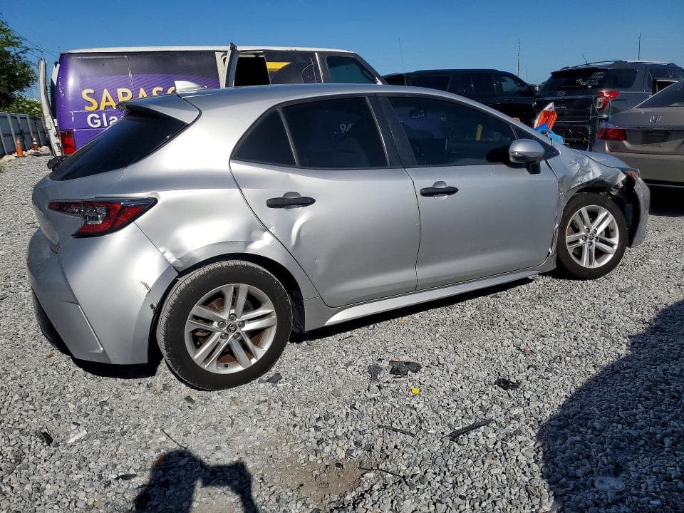 2019 TOYOTA COROLLA HATCHBACK SE 3