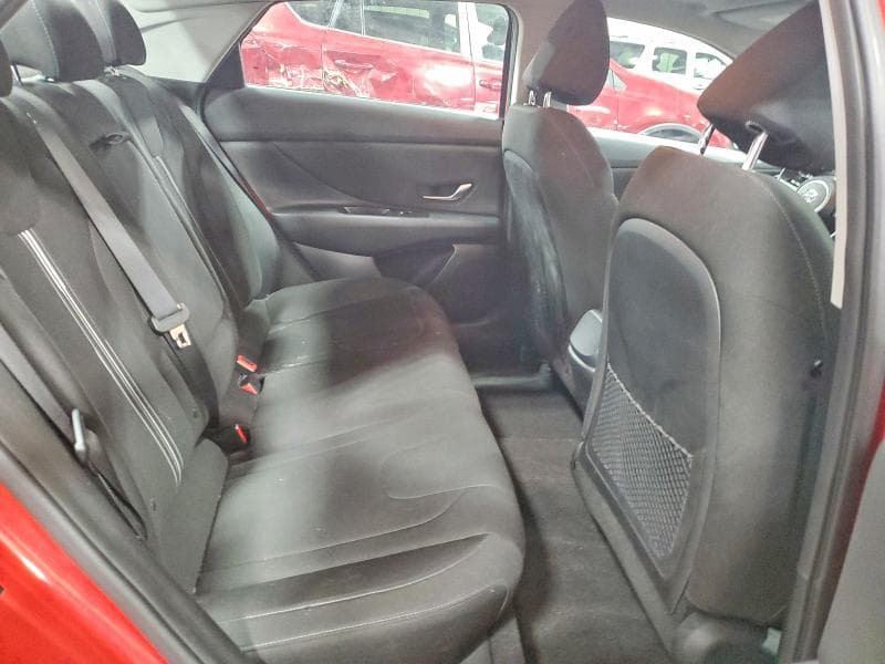2022 HYUNDAI ELANTRA SEL 10