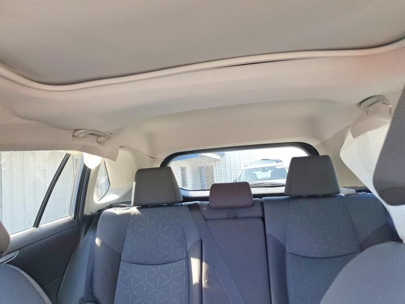 2024 TOYOTA RAV4 XLE 10
