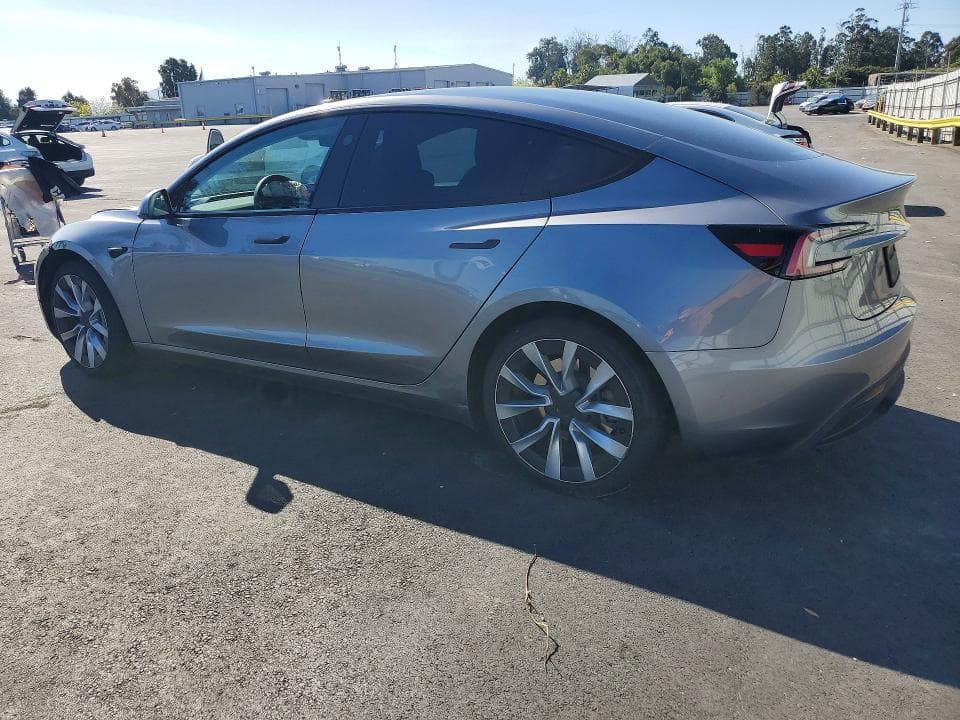 2024 TESLA MODEL 3 2