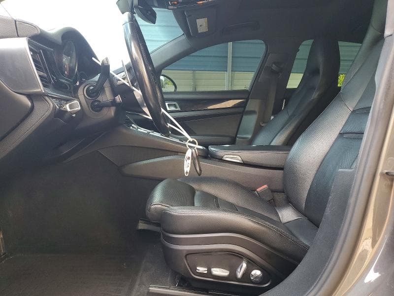 2018 PORSCHE PANAMERA 4 7