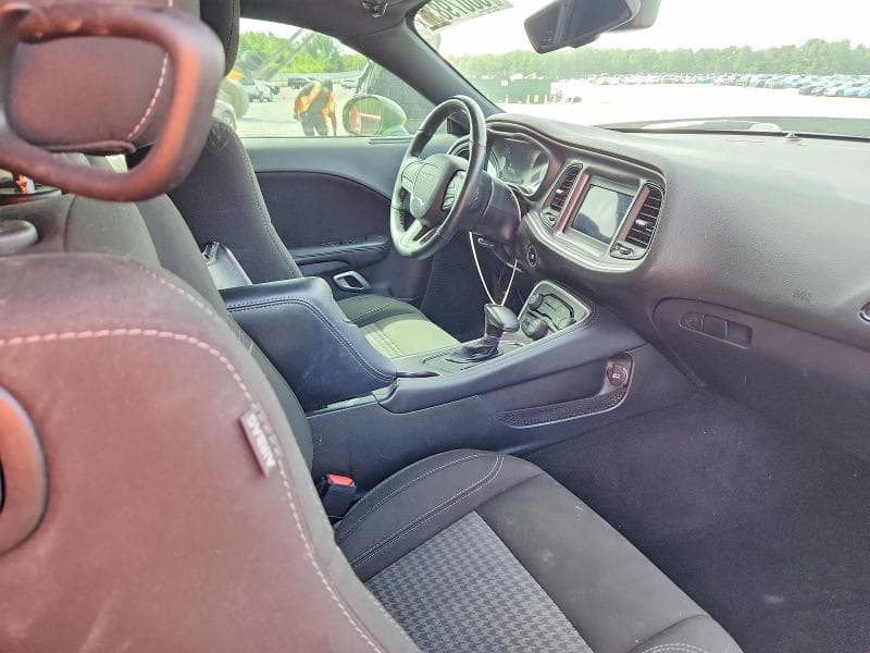 2021 DODGE CHALLENGER SXT 10